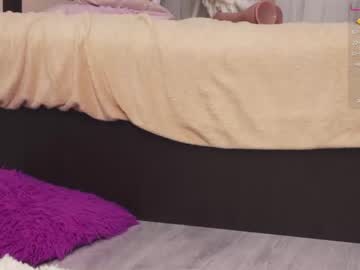 girl
        chery_lady22 cam image #1331380