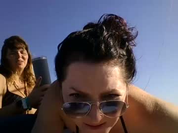 couple
        girlsgonenauti cam image #252386
