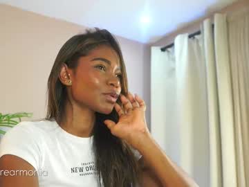 girl
        astrea_1 cam image #4136058