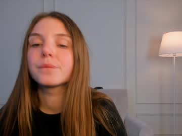 girl
        swetyway cam image #1694865