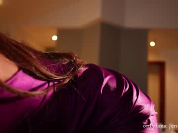 girl
        therealbonnieclydex cam image #2454796