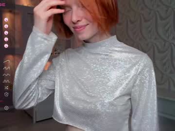 girl
        gingers_hugs cam image #2070185