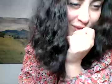 girl
        naturopathicrn cam image #3302221