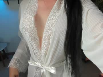 girl
        pavlovacoluccii_ cam image #4030346