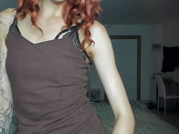 girl
        jennifer_ewans cam image #1768436