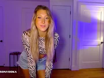 girl
        addisonvodka cam image #531784