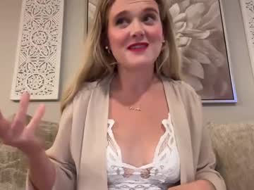 girl
        booksnlooksgirl cam image #3323604