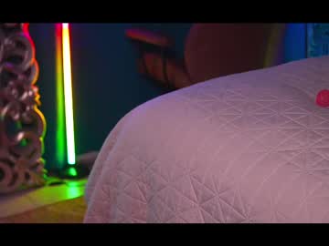 girl
        lola_jd cam image #4093698