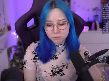 girl
        theblue_moonie cam image #4341335