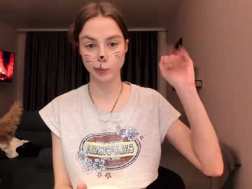 girl
        tasty_valery cam image #3830383