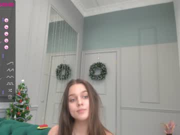 girl
        addelin_moon cam image #281599