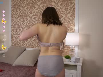 girl
        alice_banny cam image #2512743
