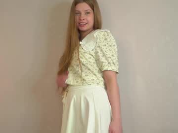 girl
        hey_heiley cam image #4374675