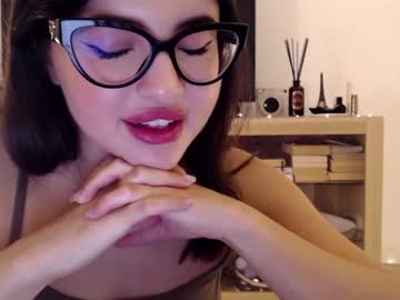 girl
        playnofuckinggames cam image #1889720