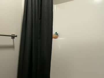 girl
        thestormii cam image #4296697