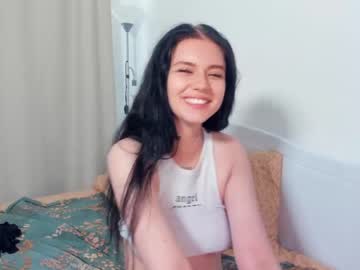 girl
        elfas_cute cam image #1256265