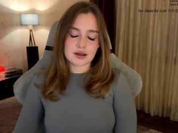 girl
        ksenomi cam image #4527394