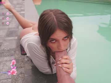 girl
        deeptalkss_ cam image #3277275