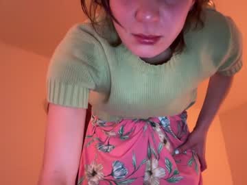 girl
        internet_famous cam image #1979652