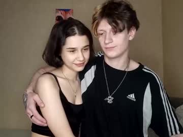 couple
        baby_lesi cam image #4177865