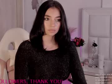 girl
        scarlett__baker11 cam image #3188379