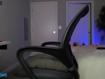 girl
        fox_alina cam image #1183326