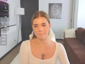 girl
        adri_novella cam image #4318664