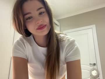 girl
        endlessmia cam image #4442614