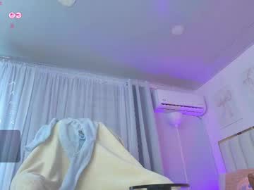 girl
        cristal_bunny cam image #4655168