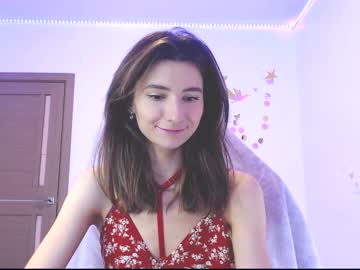 girl
        crystalnut cam image #173440