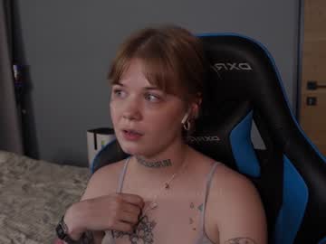girl
        tendertainted cam image #1582891