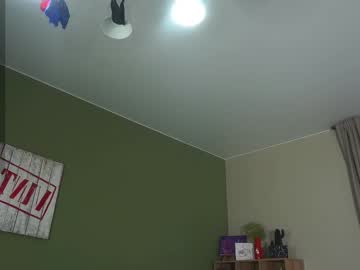 girl
        audreycarvin cam image #4552247