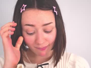 girl
        starlise cam image #4182009