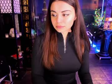 girl
        alma_pearl cam image #699795