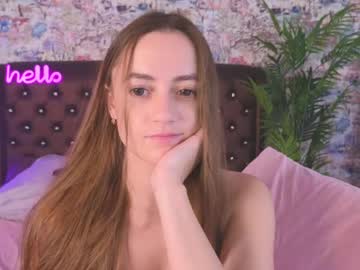girl
        angelina_new cam image #3717080