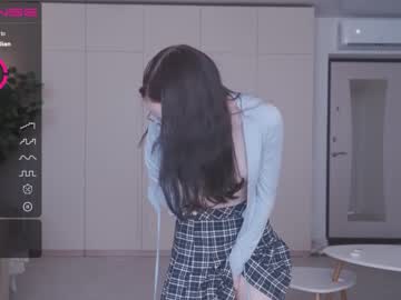girl
        oki_dokie cam image #1312042