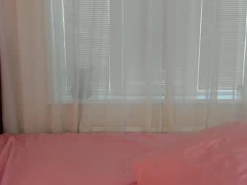 girl
        angelina_new cam image #1010070