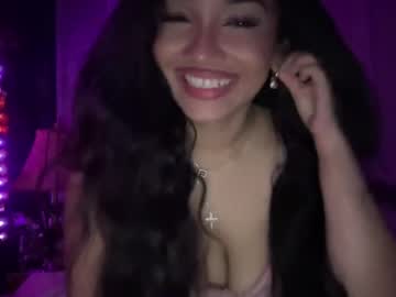 girl
        tyalys cam image #3060611
