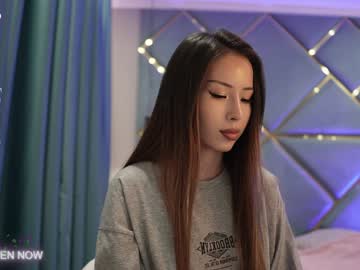 girl
        angel_luisa cam image #4474483