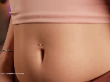 girl
        mariannacruzz cam image #4313406