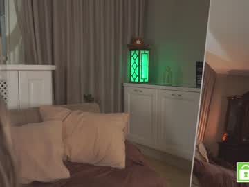 girl
        checkmypeach cam image #3374089