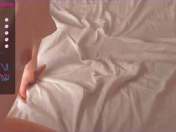 girl
        suzanprincess cam image #139814