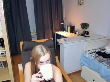girl
        stun1ng_blonde cam image #3699860