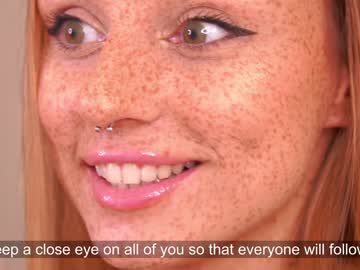 girl
        artease cam image #242077