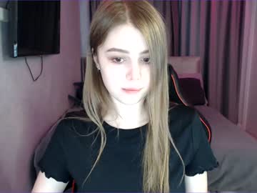 girl
        tripleprinces cam image #1147266
