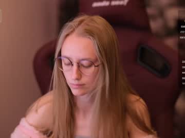 girl
        angeellina cam image #2766927