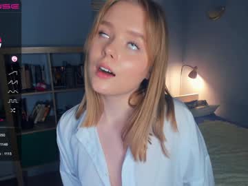 girl
        sun_shiiine cam image #866591