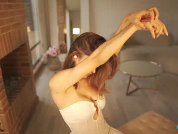 girl
        honeyco57 cam image #3183146
