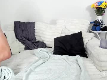 couple
        jojodelow cam image #3304551
