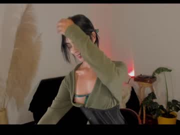 girl
        misslamarr cam image #952512